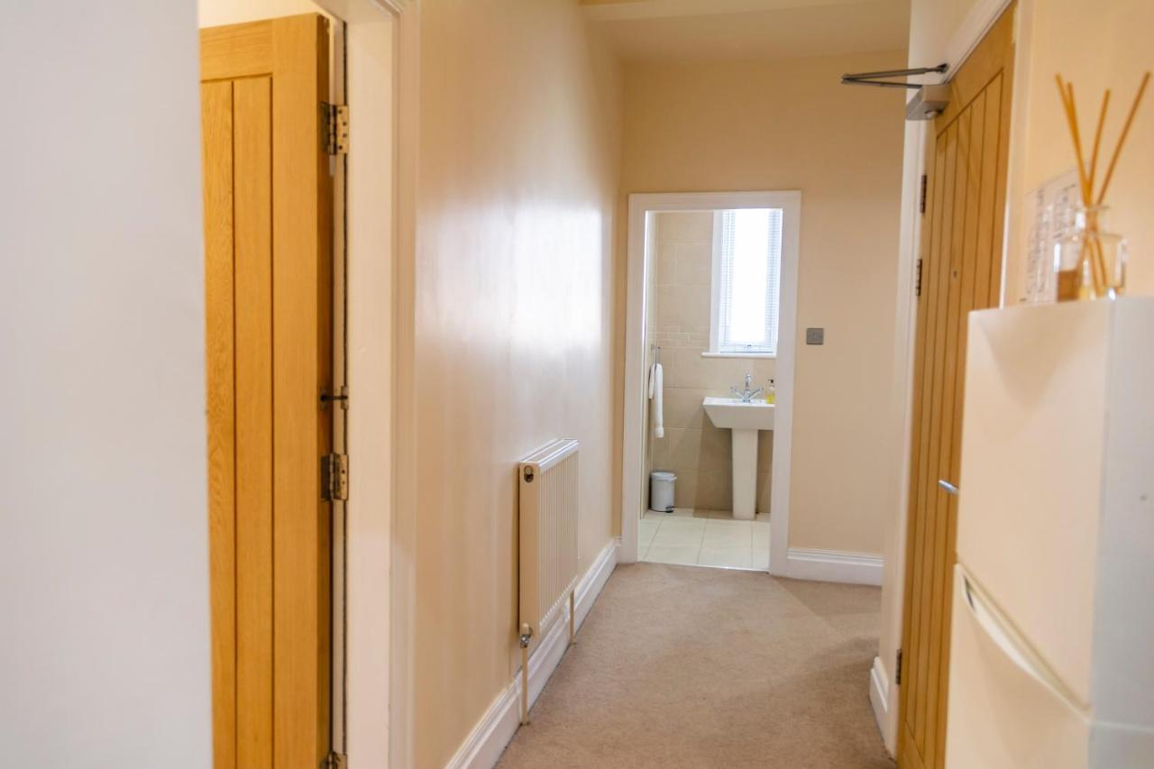 Apartment No 1 - The Old Red King Pub, Whitefield, Manchester Esterno foto