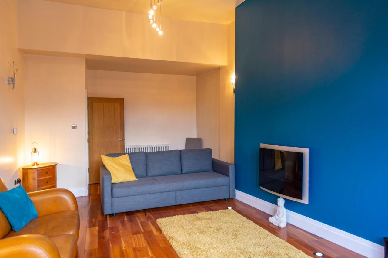 Apartment No 1 - The Old Red King Pub, Whitefield, Manchester Esterno foto